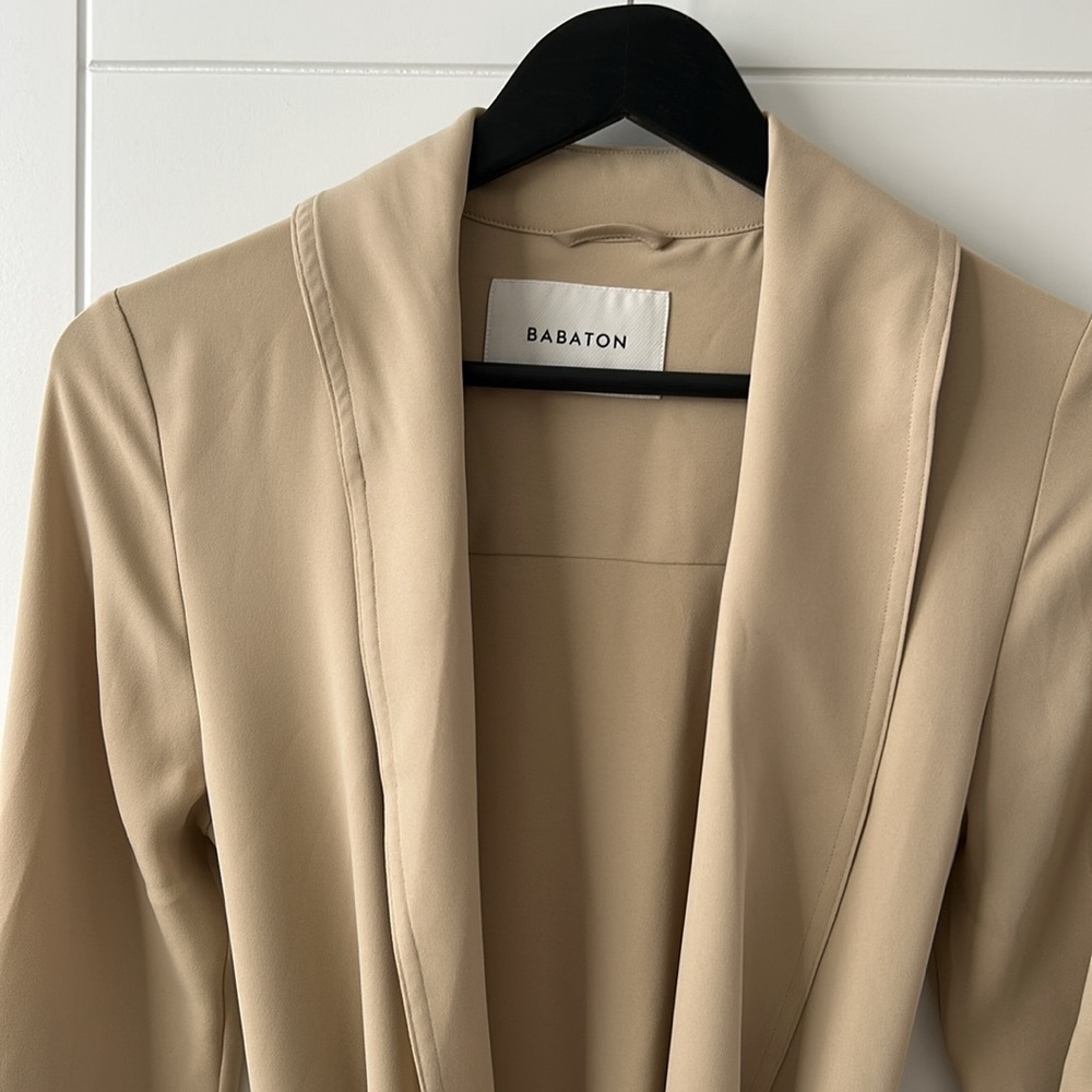 Babaton Kahlo Robe - Picture 7 of 12